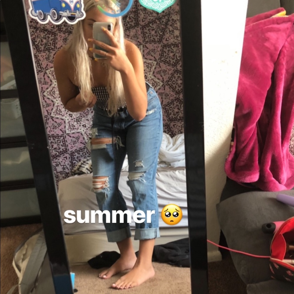 LEVI’s distressed mom jeans